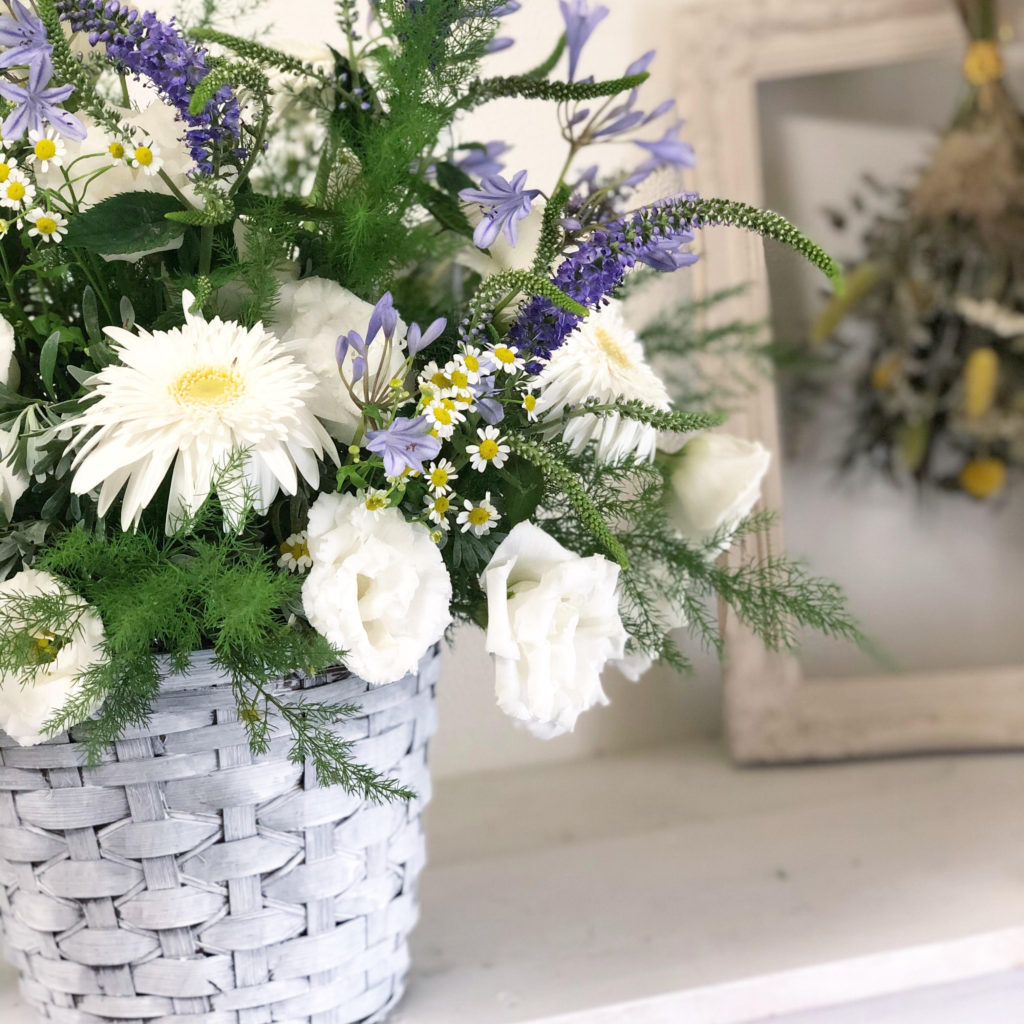 花と雑貨と おしゃれなフラワーギフト配達発送する花屋